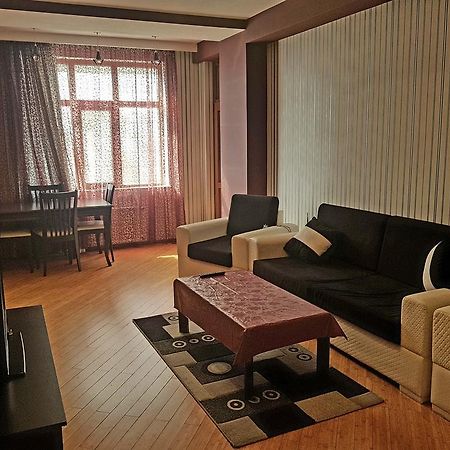 Apartment On Mirqasimov St.29 Baku Bagian luar foto
